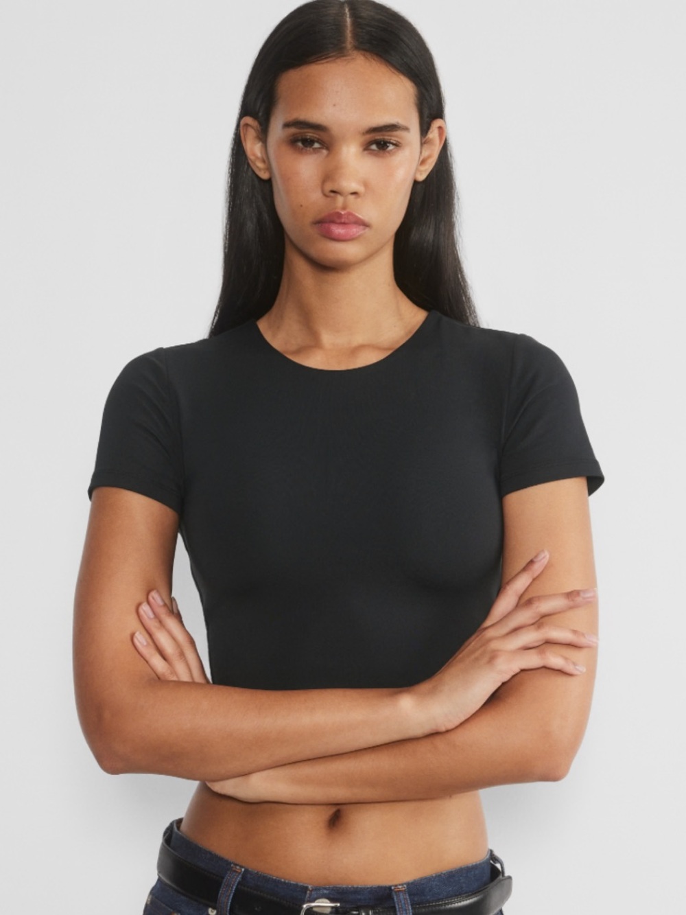 Babaton Black Short-Sleeve Crop Tee